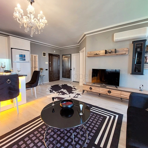 شقة انيقة - تصميم غرفة وصالة مفروشة - في مركز الانيا 