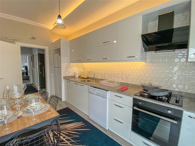 اطلالة على الطبيعة الخضراء - شقة انيقة ضمن مجمع جديد - تصميم غرفتين وصالة مع مطبخ منفصل - في ديمرتاش / الانيا 