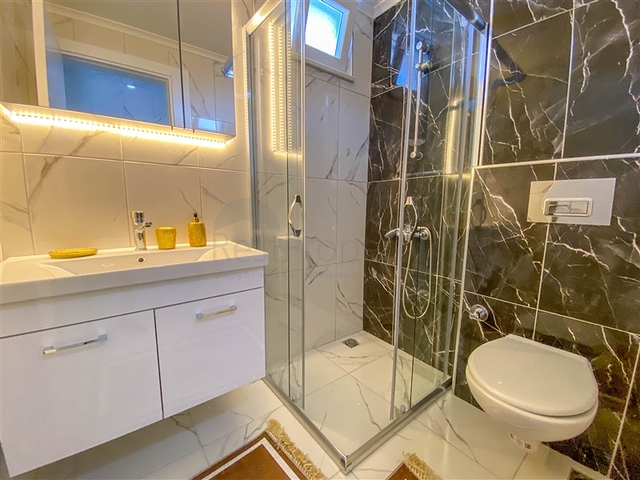 اطلالة على الطبيعة الخضراء - شقة انيقة ضمن مجمع جديد - تصميم غرفتين وصالة مع مطبخ منفصل - في ديمرتاش / الانيا 