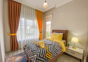 اطلالة على الطبيعة الخضراء - شقة انيقة ضمن مجمع جديد - تصميم غرفتين وصالة مع مطبخ منفصل - في ديمرتاش / الانيا 