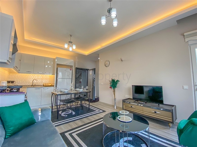 شقة غرفة وصالة مفروشة -ضمن مجمع جديد في ديمرتاش / الانيا 