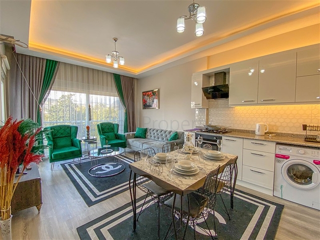 شقة غرفة وصالة مفروشة -ضمن مجمع جديد في ديمرتاش / الانيا 