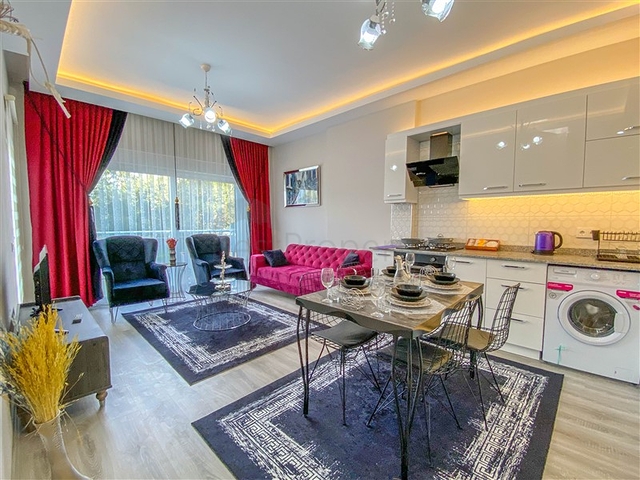 شقة جديدة - غرفة نوم وصالة مفروشة -في ديمرتاش / الانيا 