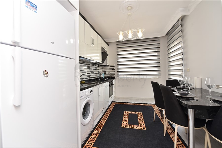 مطبخ منفصل -شقة غرفتين وصالة مفروشة اثاث جديد- في توسمور / الانيا 