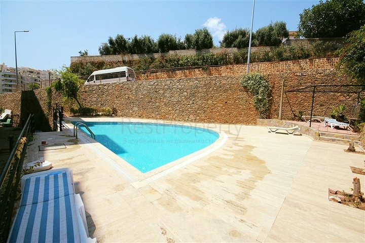 مطبخ منفصل -شقة غرفتين وصالة مفروشة اثاث جديد- في توسمور / الانيا 