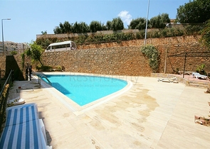 مطبخ منفصل -شقة غرفتين وصالة مفروشة اثاث جديد- في توسمور / الانيا 