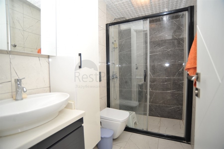 مجمع فاخر حديث - شقة غرفة وصالة مفروشة - في مركز الانيا 