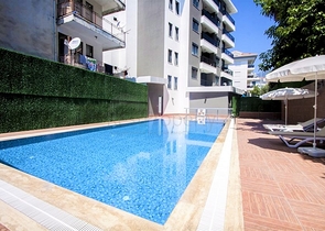 مجمع فاخر حديث - شقة غرفة وصالة مفروشة - في مركز الانيا 