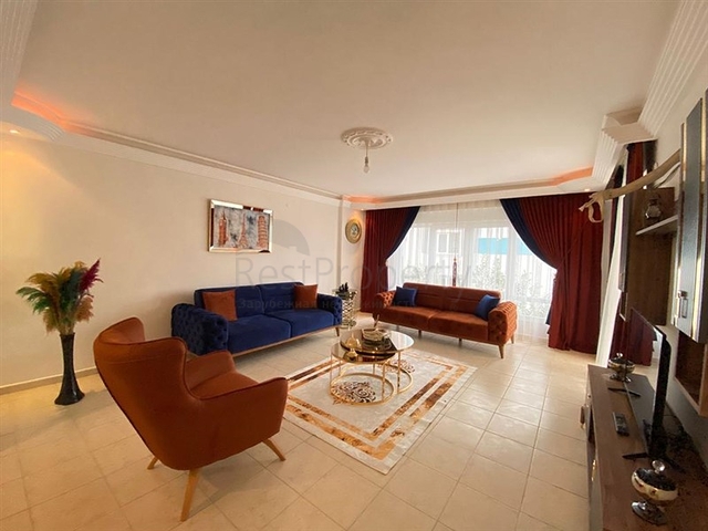 شقة غرفتين وصالة اثاث جديد - في محمودلار / الانيا 