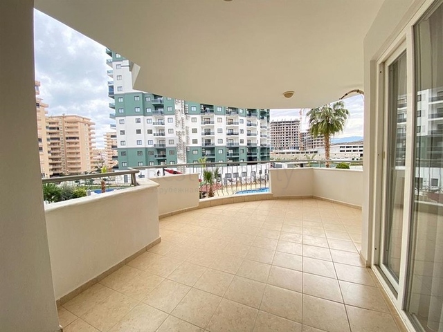 شقة غرفتين وصالة اثاث جديد - في محمودلار / الانيا 