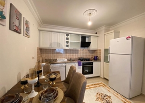 شقة غرفتين وصالة اثاث جديد - في محمودلار / الانيا 