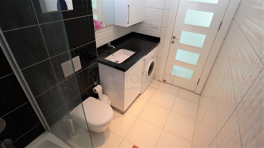 شقة غرفة وصالة ضمن مجمع انيق - في كاستل / الانيا 