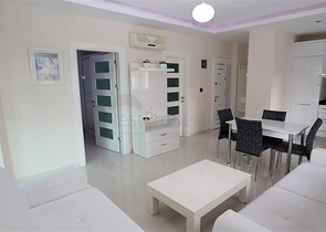 شقة غرفة وصالة ضمن مجمع انيق - في كاستل / الانيا 