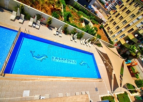 شقة غرفة وصالة ضمن مجمع انيق - في كاستل / الانيا 