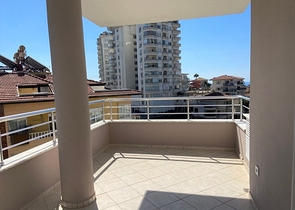 شقة غرفتين وصالة مفروشة -ضمن مجمع سكني في جيكجلي / الانياا