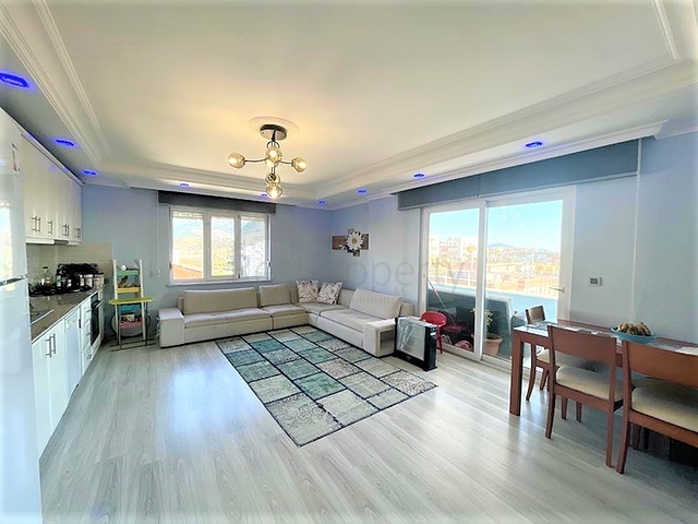 اطلالة بحر - شقة غرفتيين وصالة مفروشة - في توسمور / الانيا 