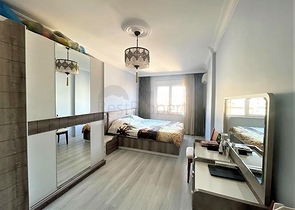 اطلالة بحر - شقة غرفتيين وصالة مفروشة - في توسمور / الانيا 