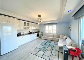 اطلالة بحر - شقة غرفتيين وصالة مفروشة - في توسمور / الانيا 