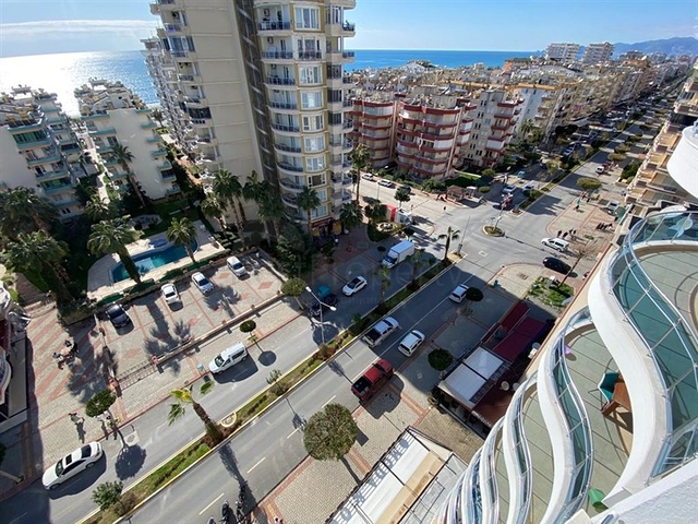 شقة اطلالة بحر - غرفتين وصالة مفروشة -ضمن مجمع على شارع بارباروس - محمودلار / الانيا 