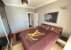 شقة اطلالة بحر - غرفتين وصالة مفروشة -ضمن مجمع على شارع بارباروس - محمودلار / الانيا 