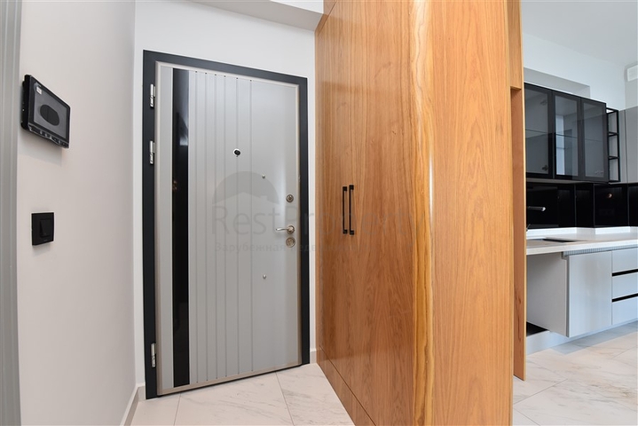 اطلالة بحر مباشرة - شقة غرفة وصالة ضمن مجمع فاخر في كارجيجاك / الانيا 