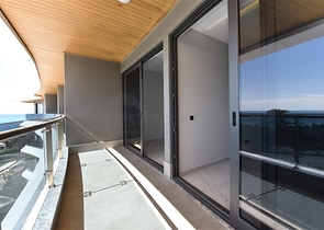 اطلالة بحر مباشرة - شقة غرفة وصالة ضمن مجمع فاخر في كارجيجاك / الانيا 