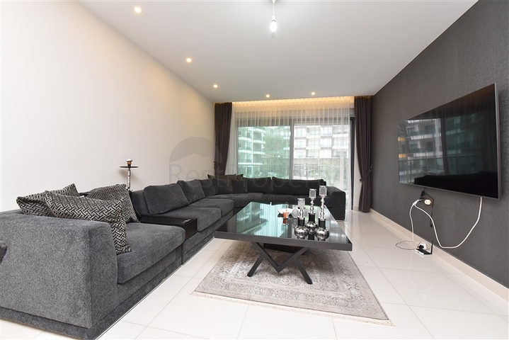 شقة غرفة وصالة مفروشة - ضمن مجمع 5 نجوم في كارجيجاك / الانيا 