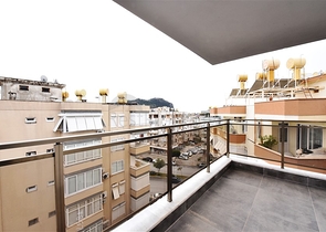 دوبلكس عائلية - 6 غرف وصالة ضمن مجمع سكني جديد في مركز الانيا 