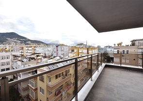 دوبلكس عائلية - 6 غرف وصالة ضمن مجمع سكني جديد في مركز الانيا 