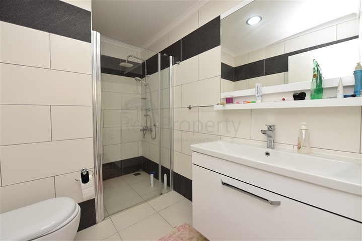 اطلالة بحر - دوبلكس فاخرة 3 غرف وصالة مفروشة - في كاستل / الانيا 