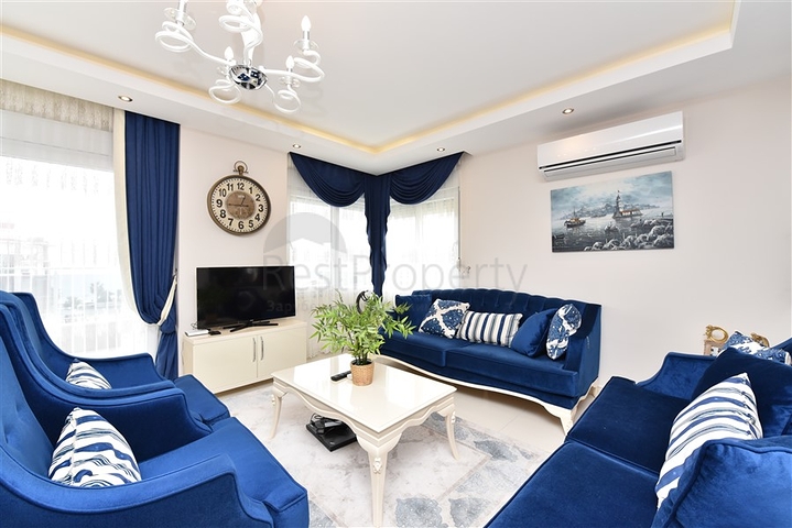 اطلالة بحر - دوبلكس فاخرة 3 غرف وصالة مفروشة - في كاستل / الانيا 