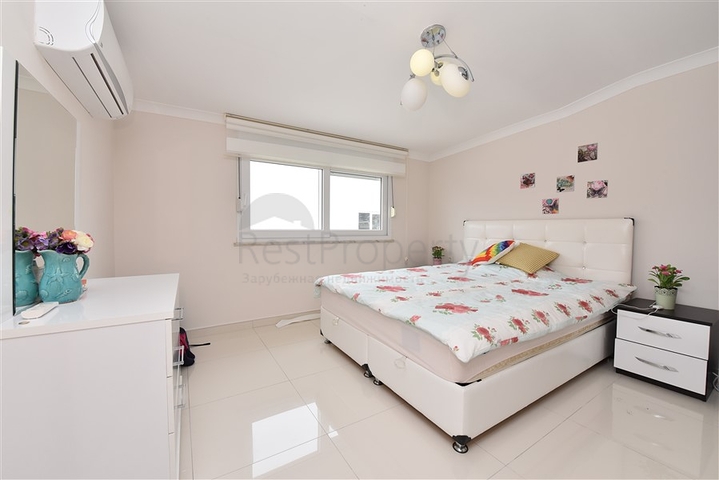 اطلالة بحر - دوبلكس فاخرة 3 غرف وصالة مفروشة - في كاستل / الانيا 