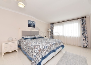 اطلالة بحر - دوبلكس فاخرة 3 غرف وصالة مفروشة - في كاستل / الانيا 