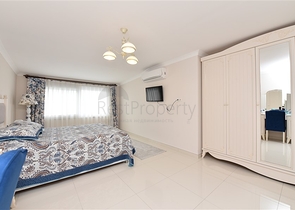 اطلالة بحر - دوبلكس فاخرة 3 غرف وصالة مفروشة - في كاستل / الانيا 