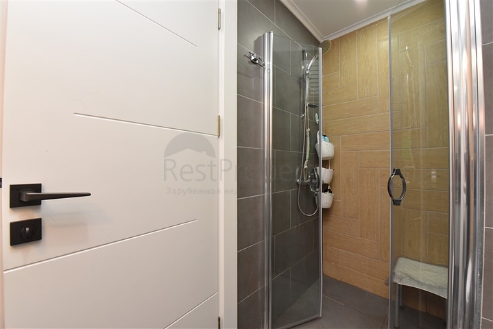 شقة غرفة وصالة مفروشة -ضمن مجمع جديد في محمودلار/ الانيا 