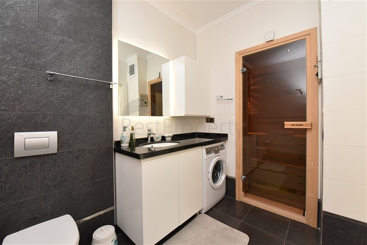 اطلالة بحر - دوبلكس فاخرة 3 غرف وصالة - ضمن مجمع بخدمات 5 نجوم - في كارجيجاك / الانيا 