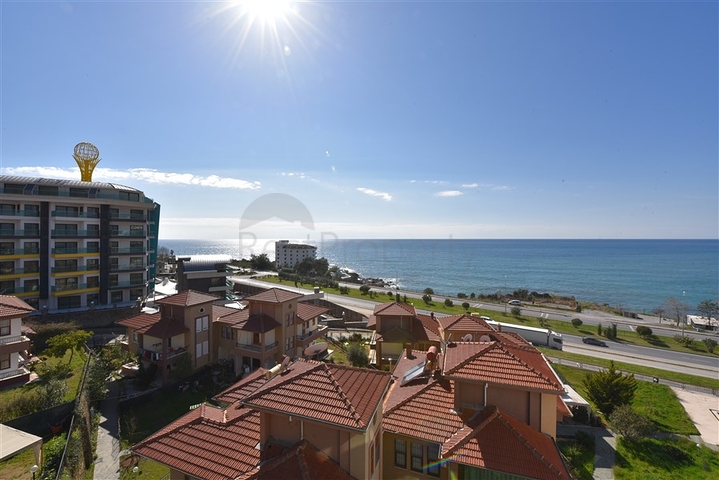 اطلالة بحر - دوبلكس فاخرة 3 غرف وصالة - ضمن مجمع بخدمات 5 نجوم - في كارجيجاك / الانيا 