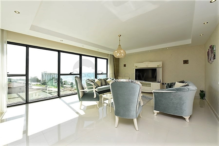 اطلالة بحر - دوبلكس فاخرة 3 غرف وصالة - ضمن مجمع بخدمات 5 نجوم - في كارجيجاك / الانيا 