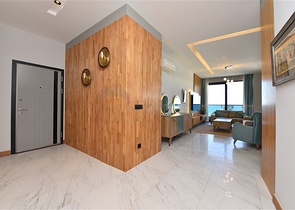 صف اول على البحر - شقة فاخرة غرفتين وصالة -ضمن مجمع 5 نجوم في كارجيجاك / الانيا 