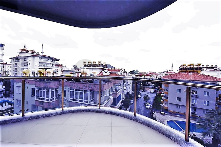 شقة غرفتين وصالة مفروشة -ضمن مجمع سكني حديث -في مركز الانيا 