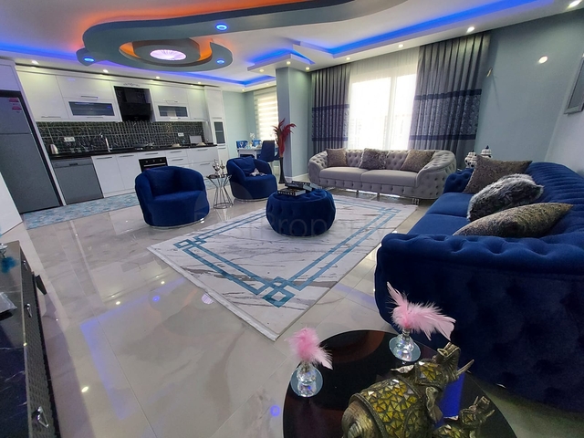 قريبة من البحر والخدمات - شقة غرفتين وصالة في محمودلار / الانيا 