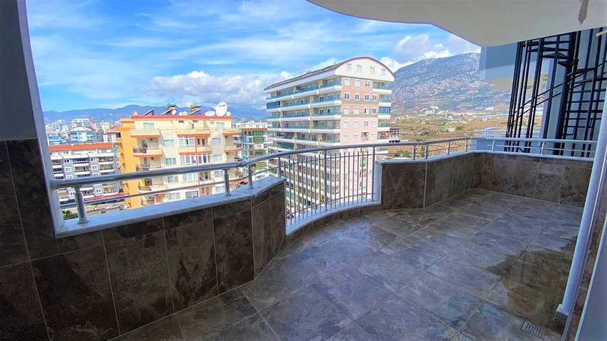 قريبة من البحر والخدمات - شقة غرفتين وصالة في محمودلار / الانيا 