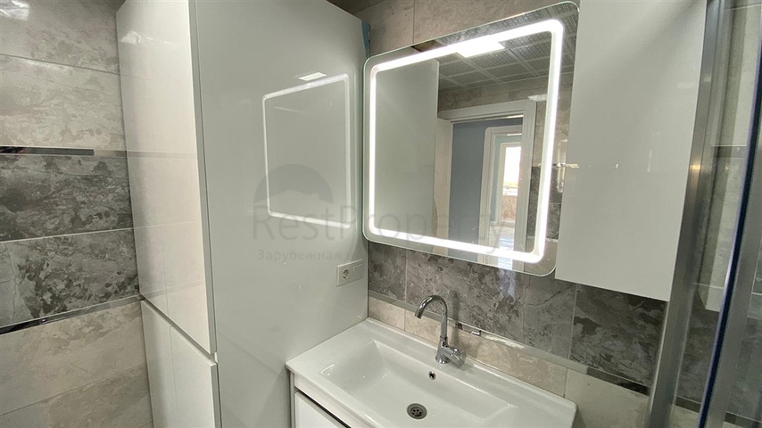 قريبة من البحر والخدمات - شقة غرفتين وصالة في محمودلار / الانيا 