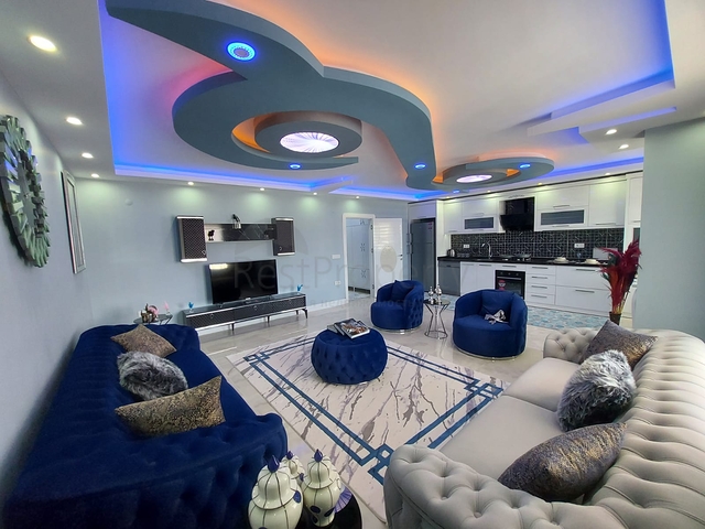 قريبة من البحر والخدمات - شقة غرفتين وصالة في محمودلار / الانيا 