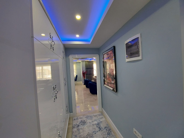 قريبة من البحر والخدمات - شقة غرفتين وصالة في محمودلار / الانيا 