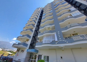 قريبة من البحر والخدمات - شقة غرفتين وصالة في محمودلار / الانيا 