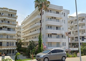 شقة صف اول على البحر - تصميم غرفتين وصالة مفروشة -في محمودلار / الانيا 