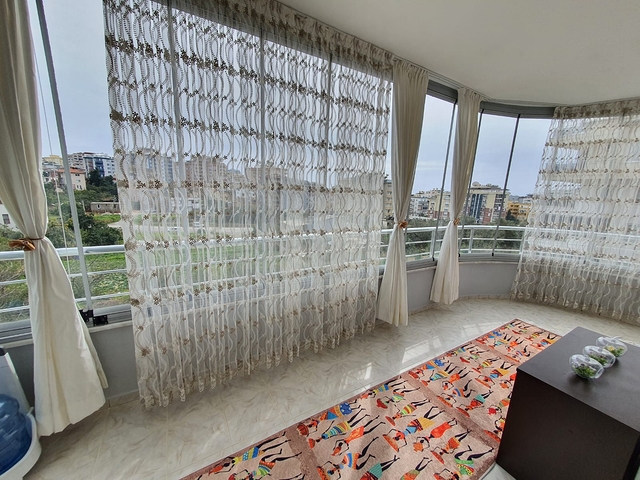 شقة غرفتين وصالة مفروشة - ضمن مجمع سكني في توسمور / الانيا 