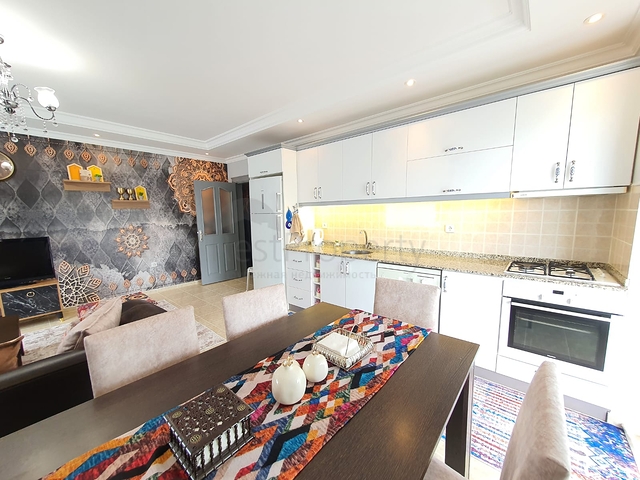 شقة غرفتين وصالة مفروشة - ضمن مجمع سكني في توسمور / الانيا 