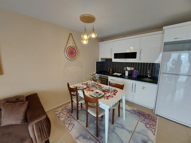 اطلالة بحر -شقة غرفة وصالة مفروشة -في محمودلار/ الانيا 